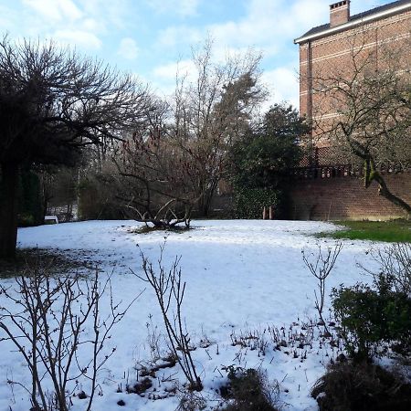 Un Grand Jardin En Ville. Chez Guy Uccle Zewnętrze zdjęcie